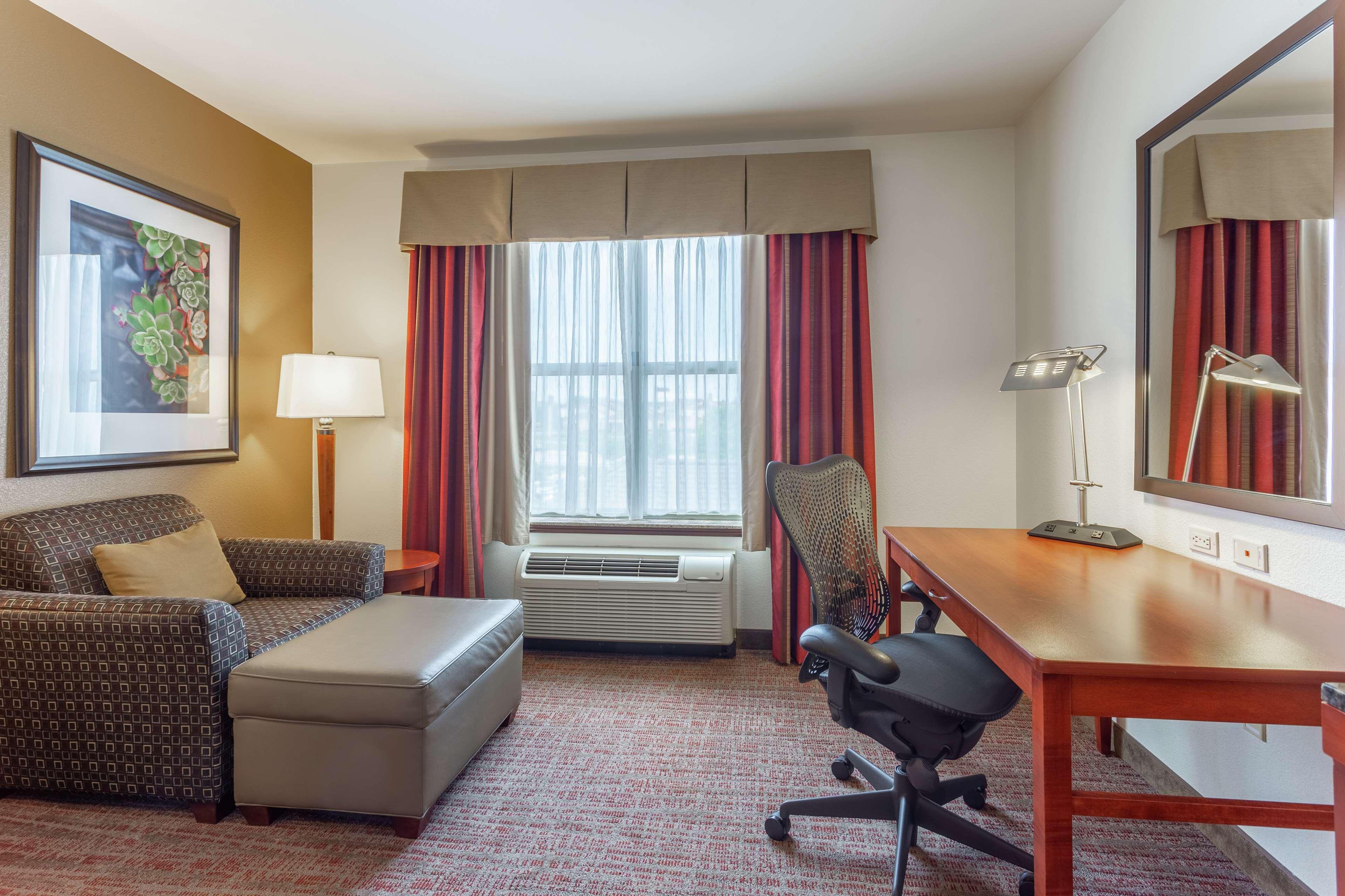 Hilton Garden Inn Rockford Extérieur photo