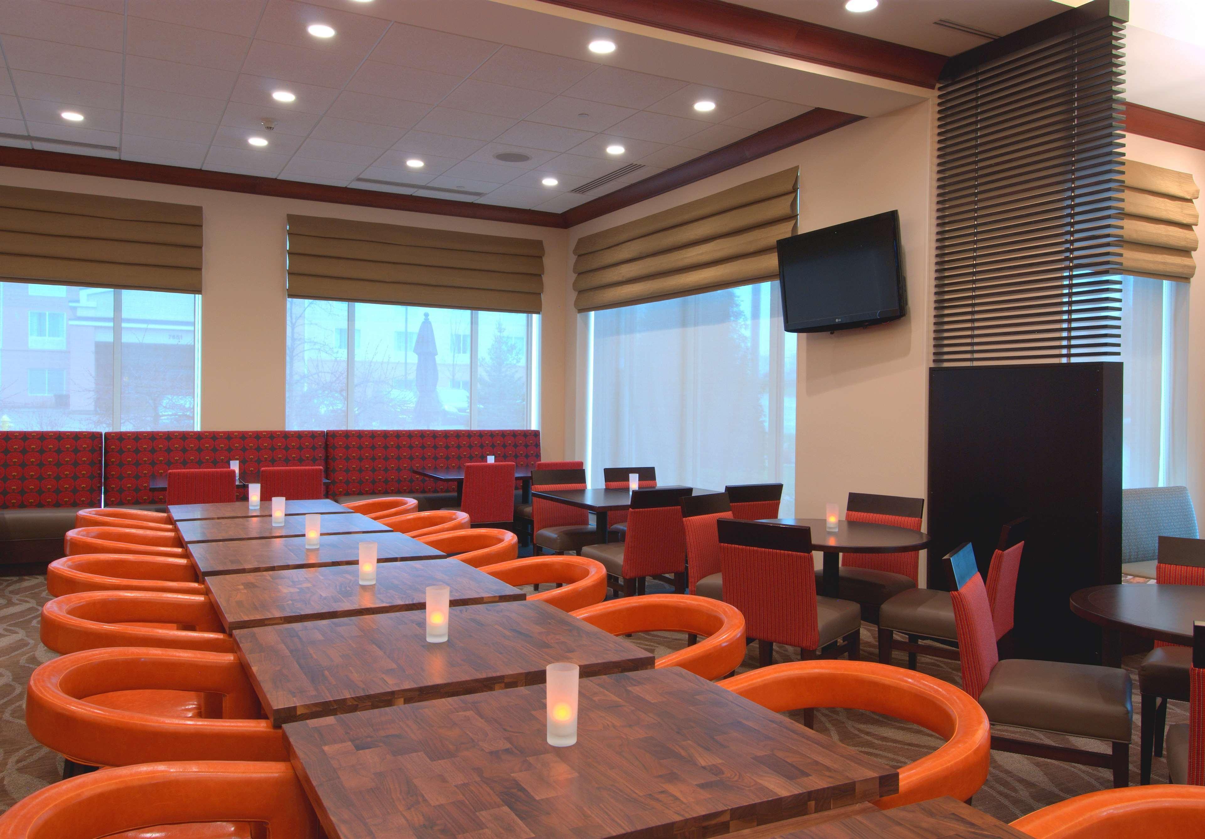 Hilton Garden Inn Rockford Extérieur photo