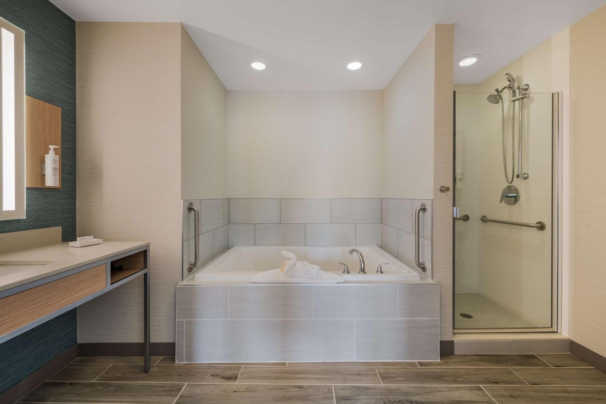 Hilton Garden Inn Rockford Extérieur photo
