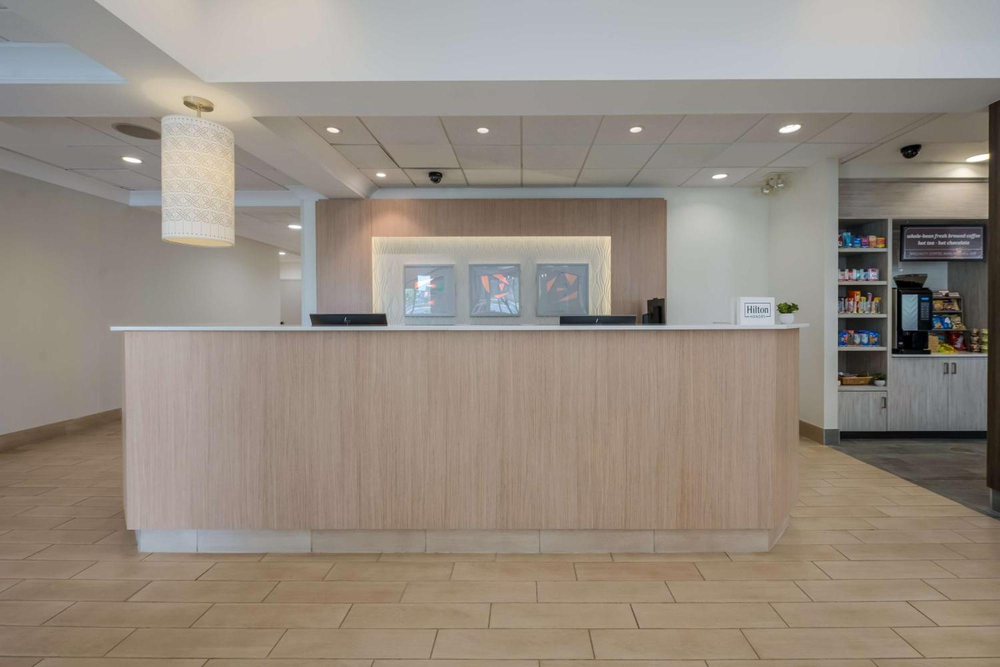Hilton Garden Inn Rockford Extérieur photo