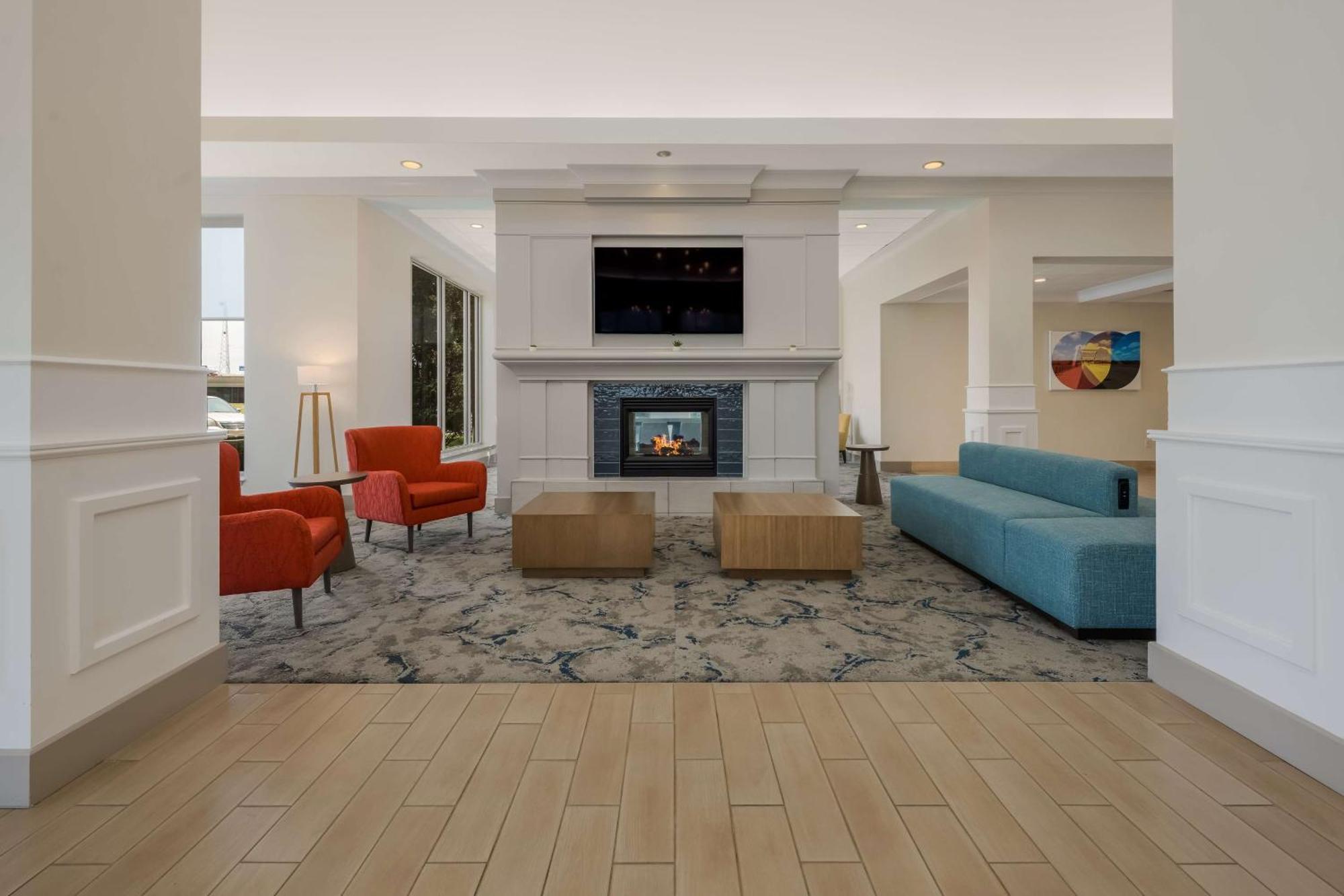 Hilton Garden Inn Rockford Extérieur photo