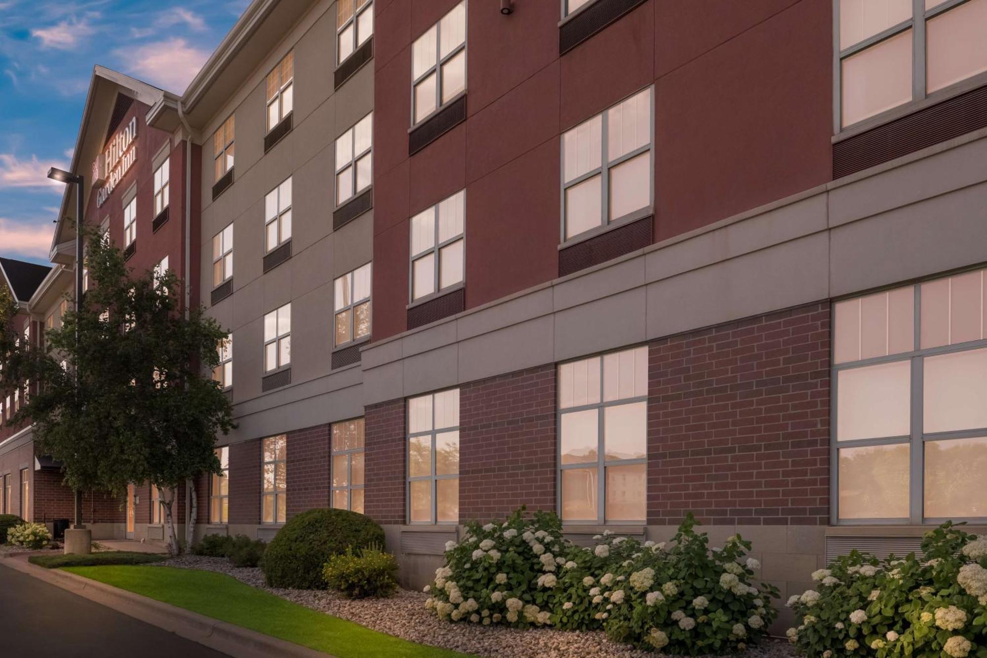 Hilton Garden Inn Rockford Extérieur photo