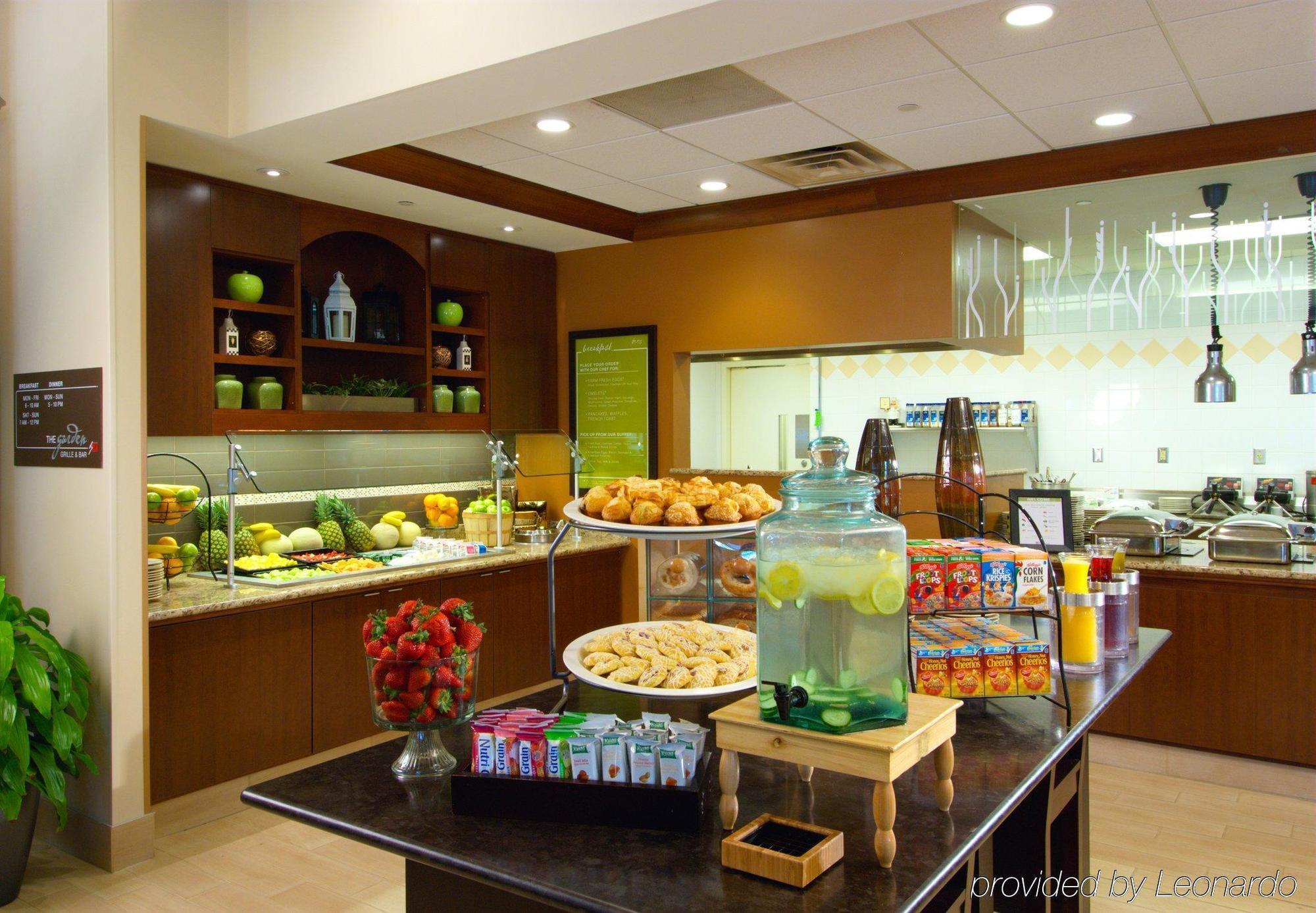 Hilton Garden Inn Rockford Extérieur photo